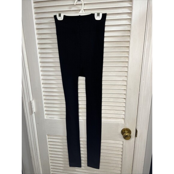Blissful Benefits By Warner's Women’s 2XL/3XL Black Leggings, Athletic, Comfort - Picture 1 of 3